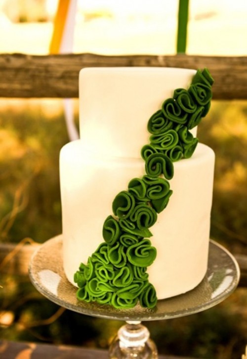 Wedding cake colours 2014